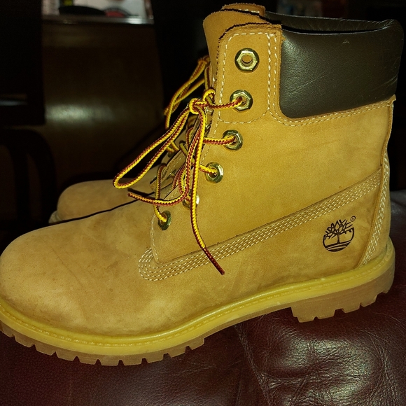 Womens Timberland's - Picture 1 of 3
